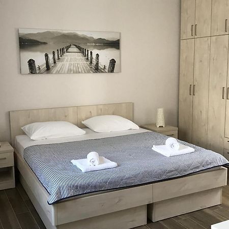 Apartments Maestral Tivat Buitenkant foto