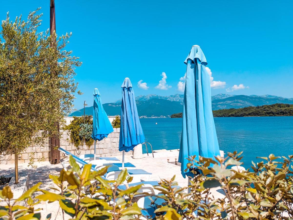 Apartments Maestral Tivat Buitenkant foto