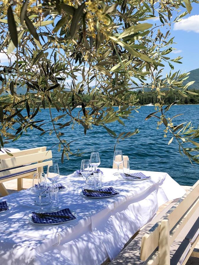 Apartments Maestral Tivat Buitenkant foto