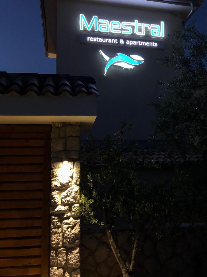 Apartments Maestral Tivat Buitenkant foto