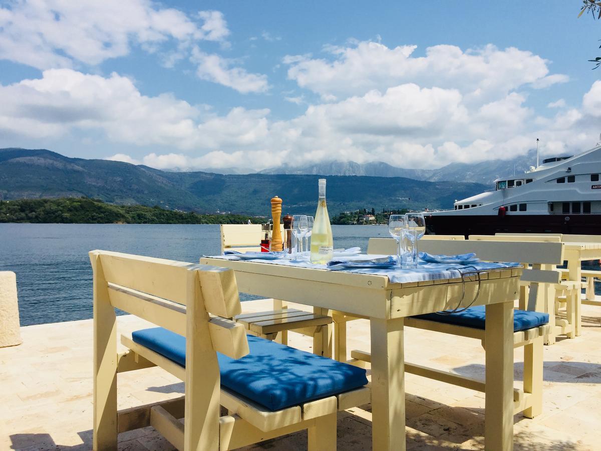 Apartments Maestral Tivat Buitenkant foto
