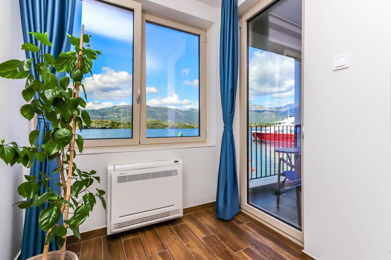 Apartments Maestral Tivat Buitenkant foto