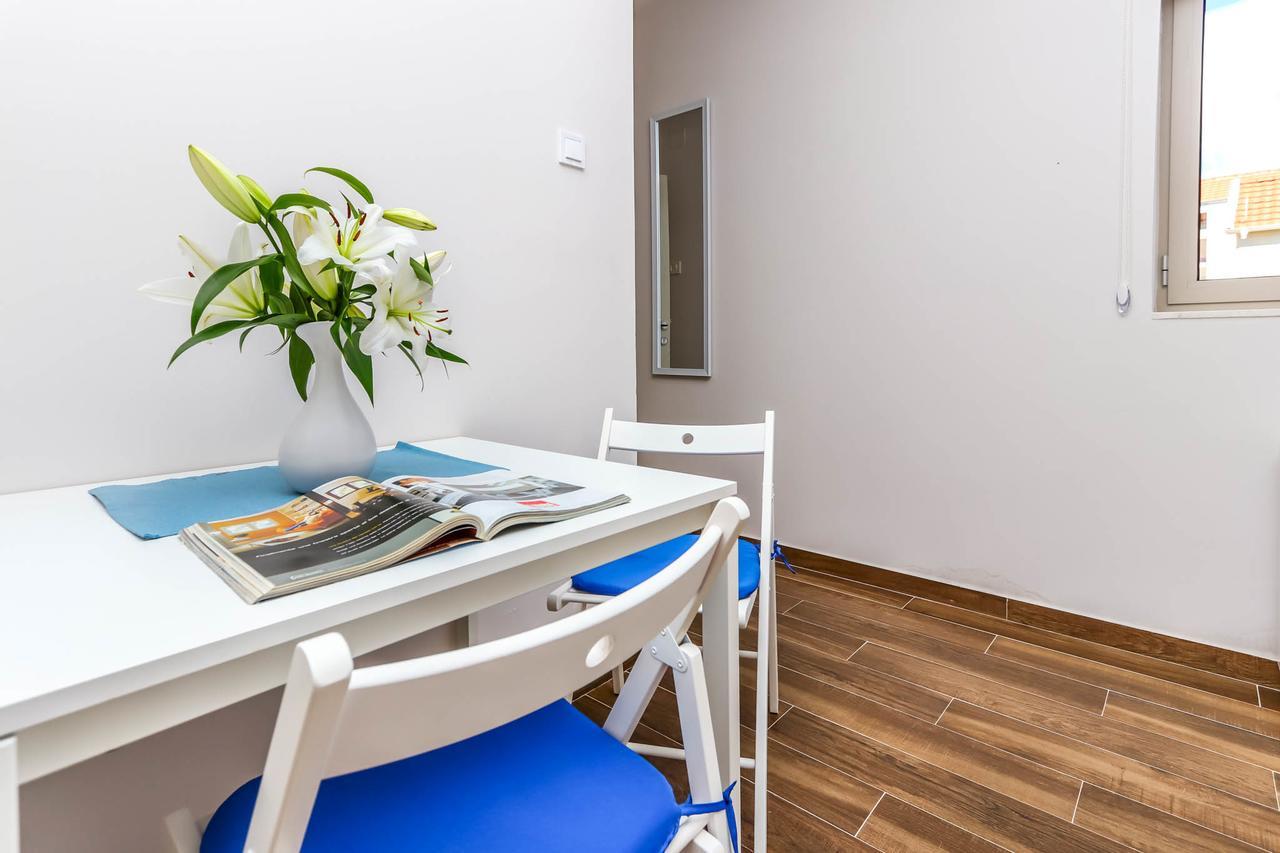 Apartments Maestral Tivat Buitenkant foto
