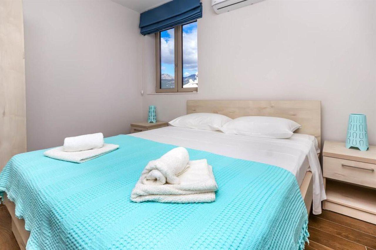 Apartments Maestral Tivat Buitenkant foto